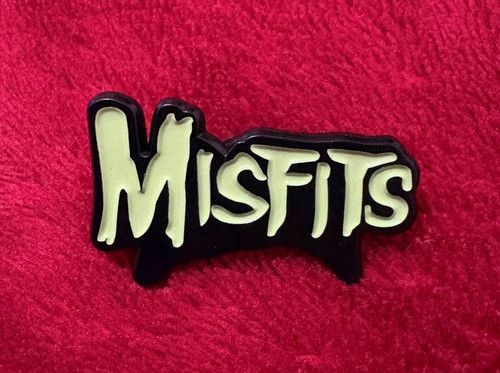 Spilla smaltata misfits - smaltata,